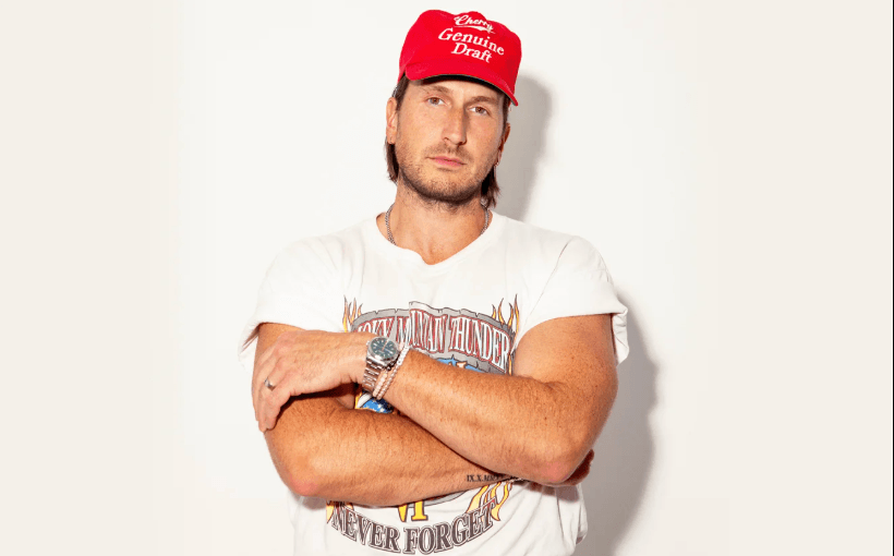 Post Russell Dickerson — “Boots” Clips to TikTok & Instagram Reels [7690]