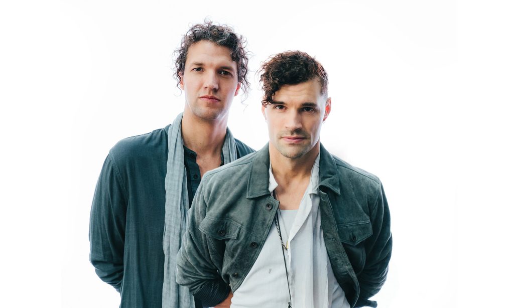 Post for KING & COUNTRY (feat. Taylor Hill) — “World On Fire” World Cup Hype Clips [7874]