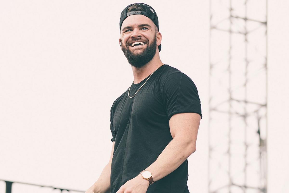Post Small-Town Moving & Big City Life Clips Using Dylan Scott — "Dear Big City" [7909]